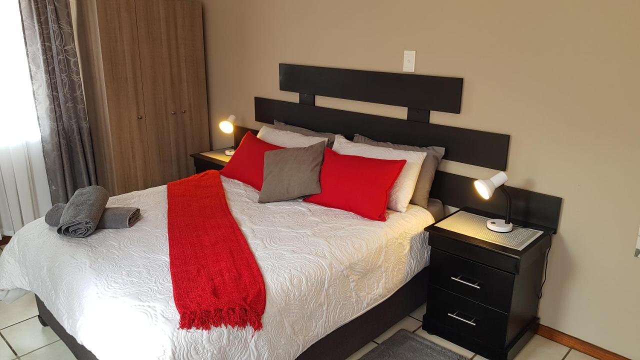 Accommodation@Park1285 Претория Екстериор снимка