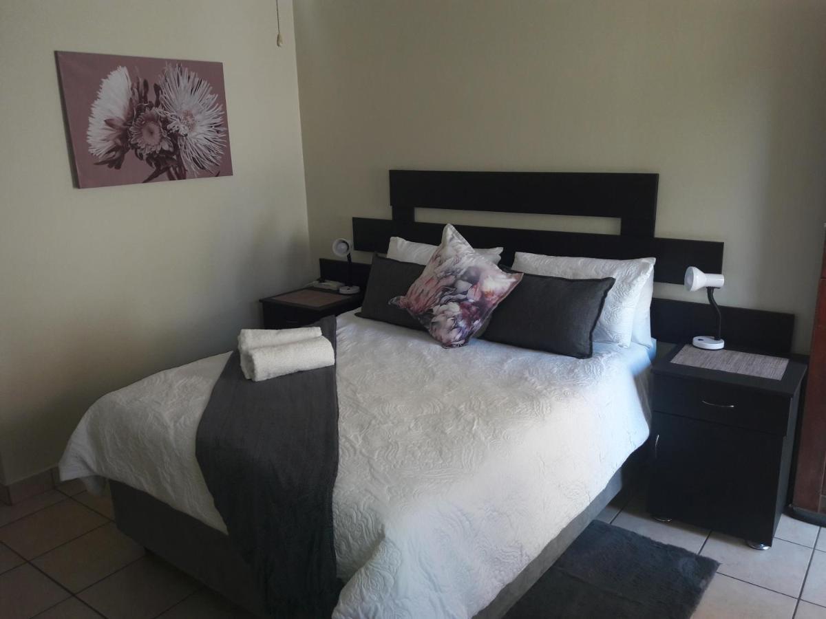 Accommodation@Park1285 Претория Екстериор снимка