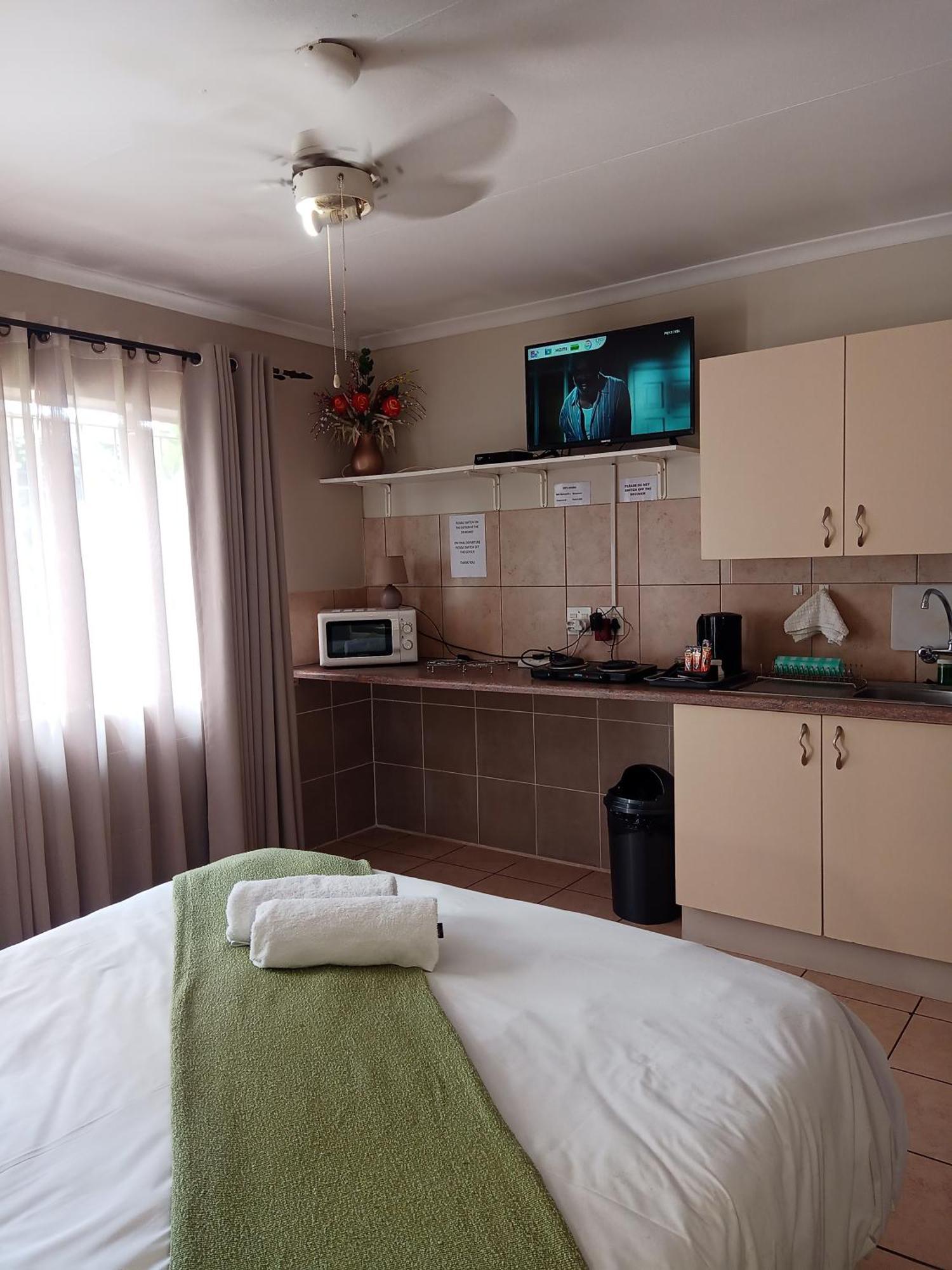 Accommodation@Park1285 Претория Екстериор снимка