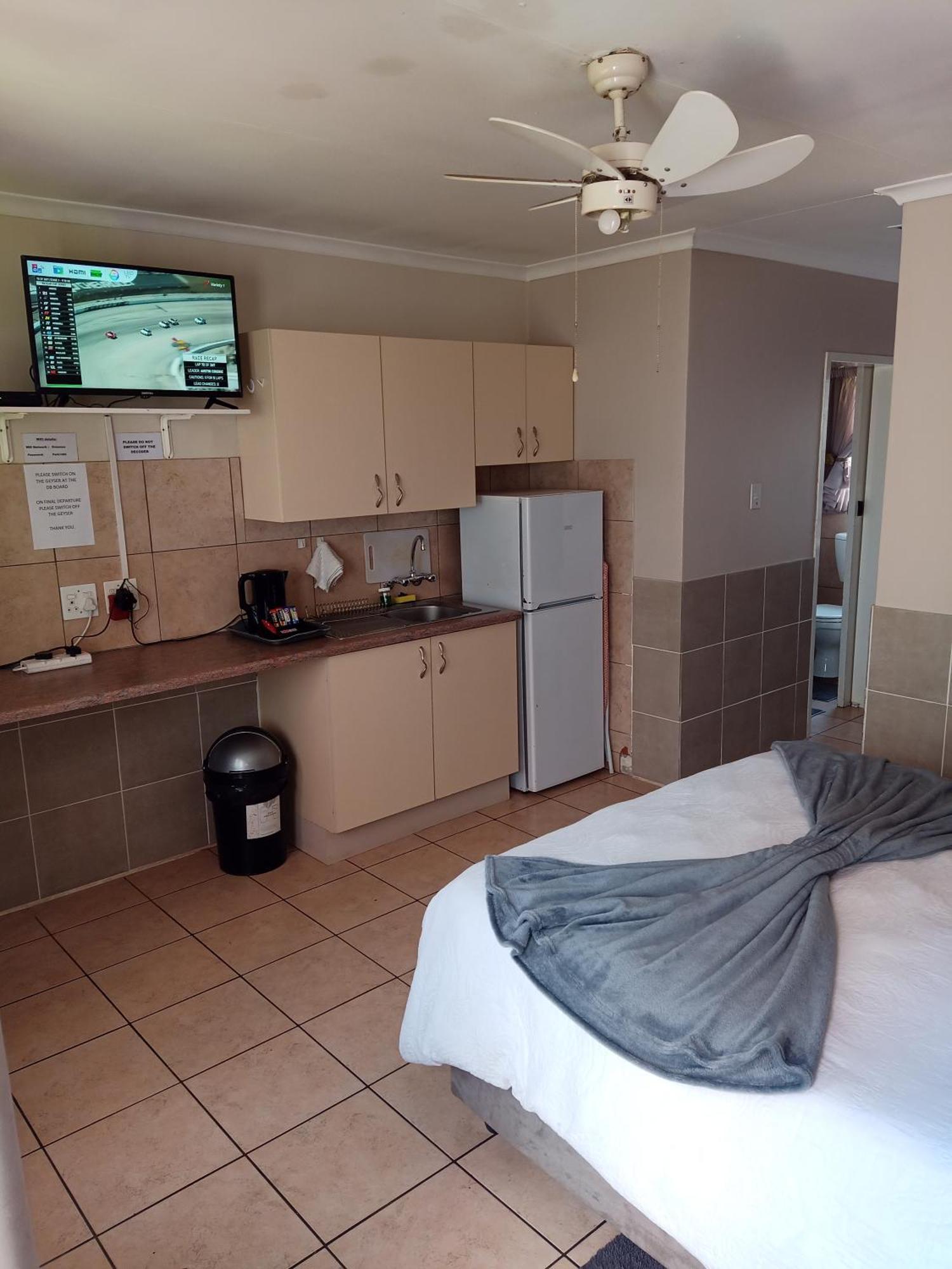 Accommodation@Park1285 Претория Екстериор снимка